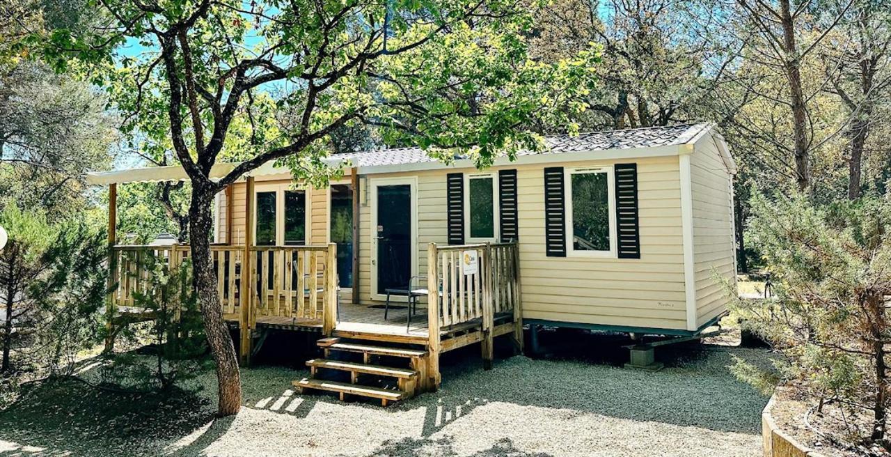 3 Bedroom Chalets Camping Lei Suves - Joycasa Roquebrune-sur Argens Exteriör bild